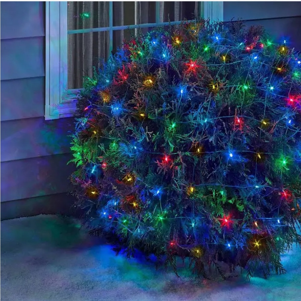 Philips Multi-Color Outdoor String Lights - Picture 3 of 5